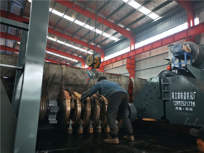 斷橋鋁破碎機 <a href='http://m.qlnddj.cn/feilv/1660.html' target='_blank'><span>斷橋鋁破碎機</span></a>